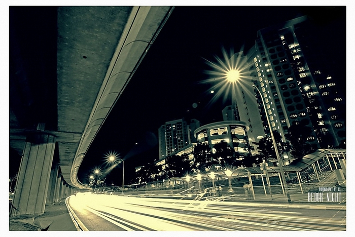 Bedok_Night_by_lxrichbirdsf.jpg