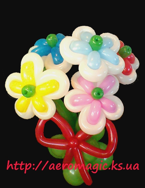 Букет цветов из воздушных шаров