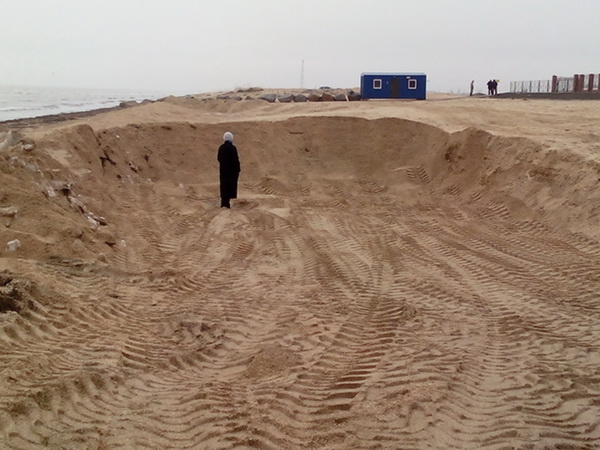 Предотвращать вывоз песка с Арабатской стрелки будет мобильный полицейский патруль