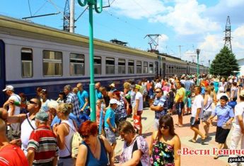 Летом Генический район планирует принимать до 30 поездов в сутки