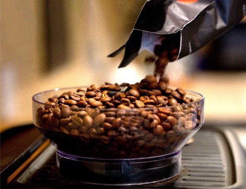 motion-blur-on-coffee.jpg