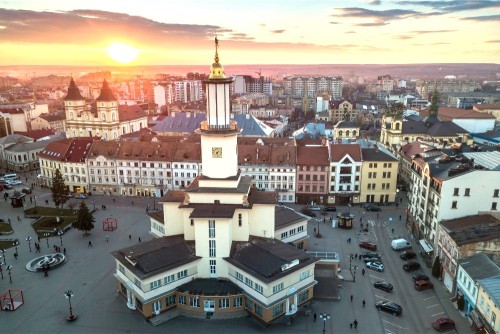 center-of-ivano-frankivsk.jpg