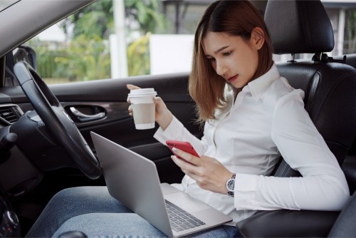 woman-pay-online.jpg