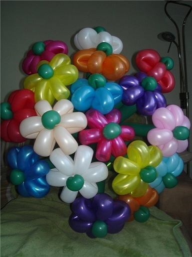Букетики из воздушных шаров