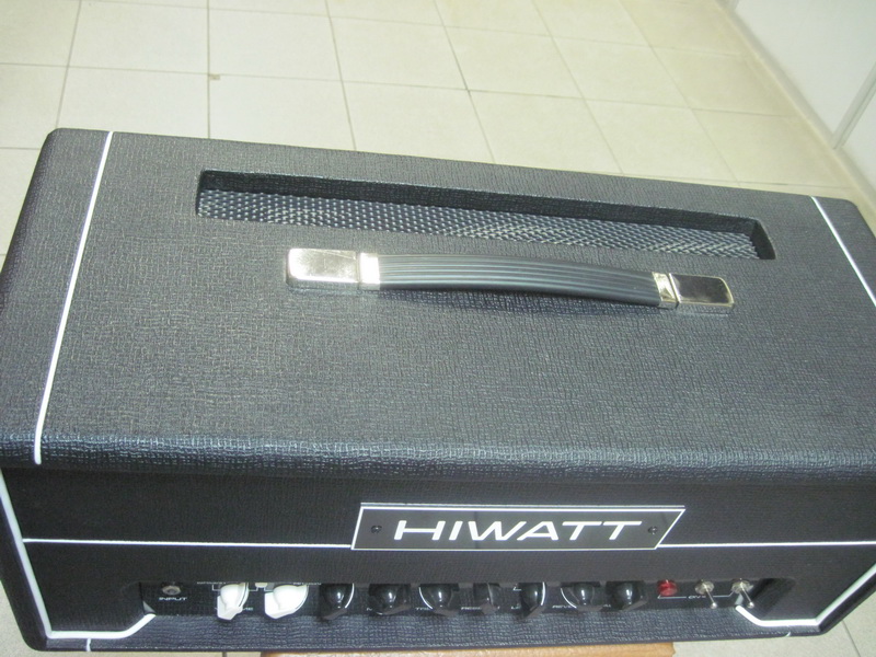 Ламповый гитарный усилитель голова HiWatt HGS-100H