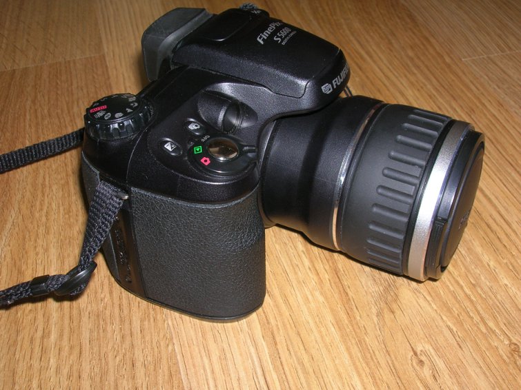 Фотоаппарат Fujifilm FinePix S5600