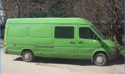 21_Mercedes_Sprinter.jpg