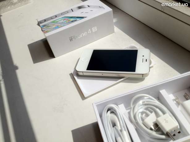 iphone-4s-64-gb-white-apple-iphone_rev004.jpg